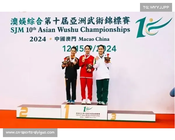 张雅玲凭南拳南刀全能表现荣膺中国武术套路冠军赛女王殊荣 张雅玲凭南拳南刀全能表现荣膺中国武术套路冠军赛女王殊荣